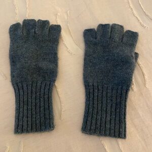 Meg Cohen fingerless gloves blue cashmere